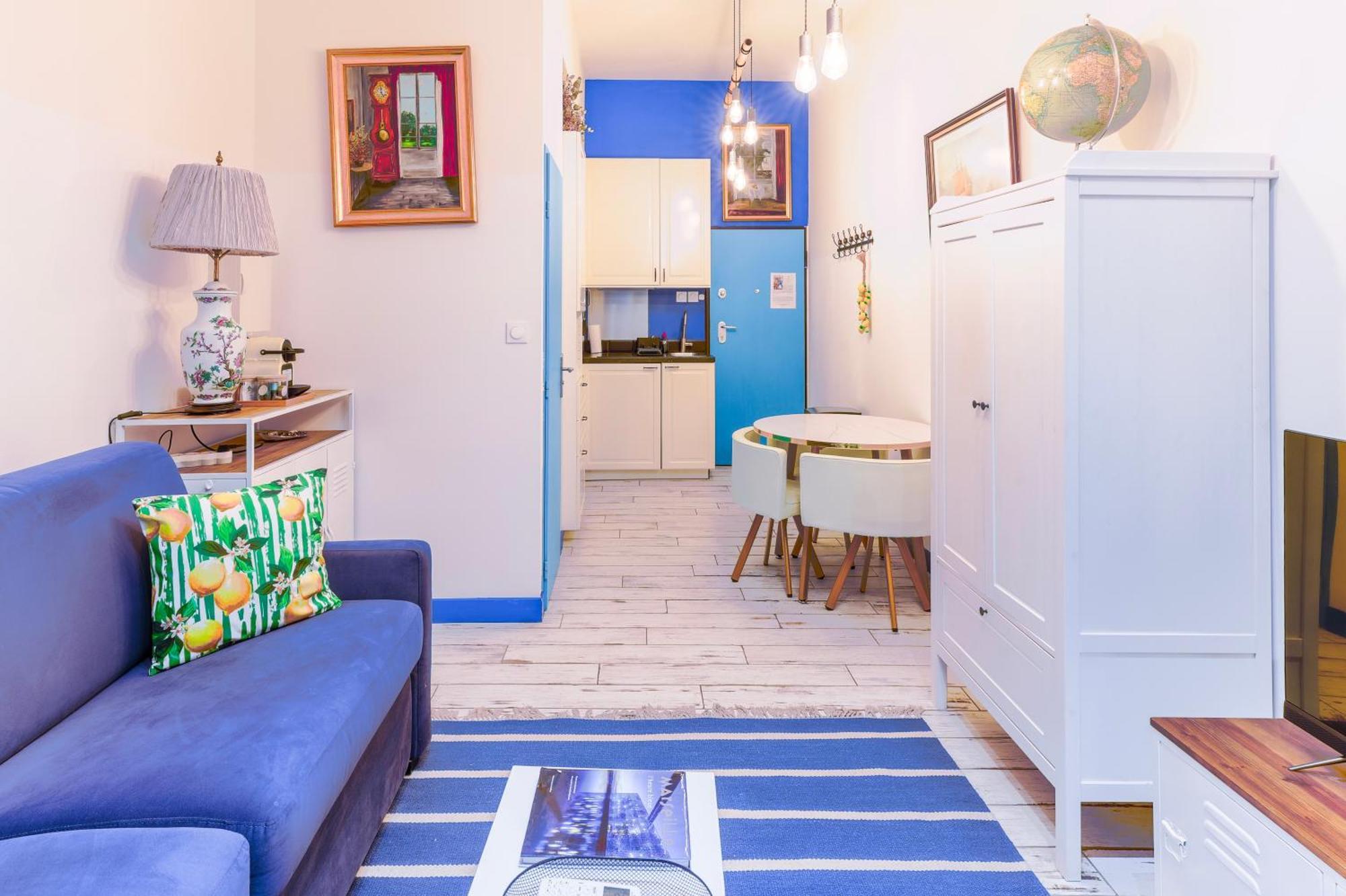 Travel 24m2, 120m Vieux-port ,clim , Wifi ,acces Autonome Avec Code Apartament